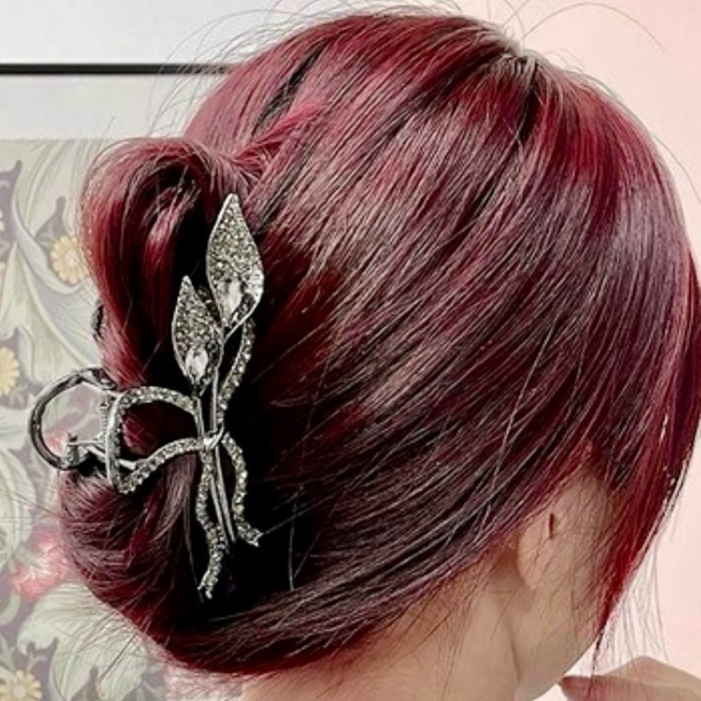 Super Elegant Embellished Hairpin to Enhance your Casual or Night Our Hair look
